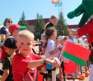  вело-, самокатопробег собрал   юных патриотов Круглянщины в День Независимости Республики Беларусь 