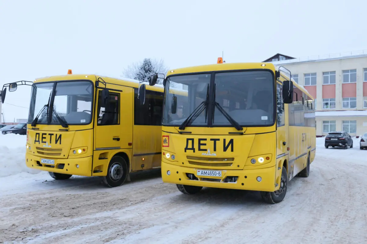На  дорогах  Круглянщины – новые  школьные  автобусы